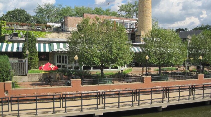 27 N River St, Batavia, IL à vendre - Photo de l’immeuble – Image 2 sur 9