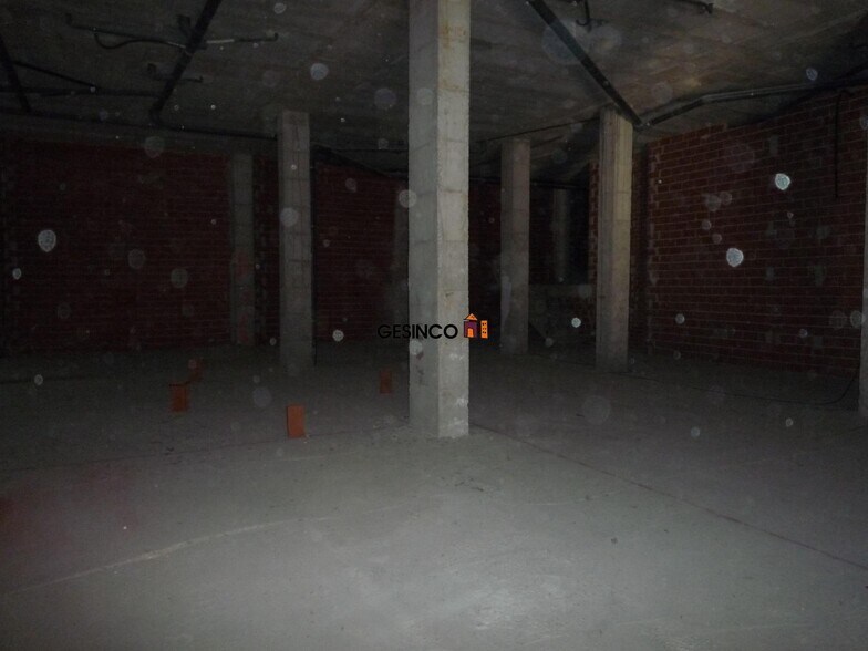 Local commercial dans València à vendre - Photo de l’immeuble – Image 3 sur 4