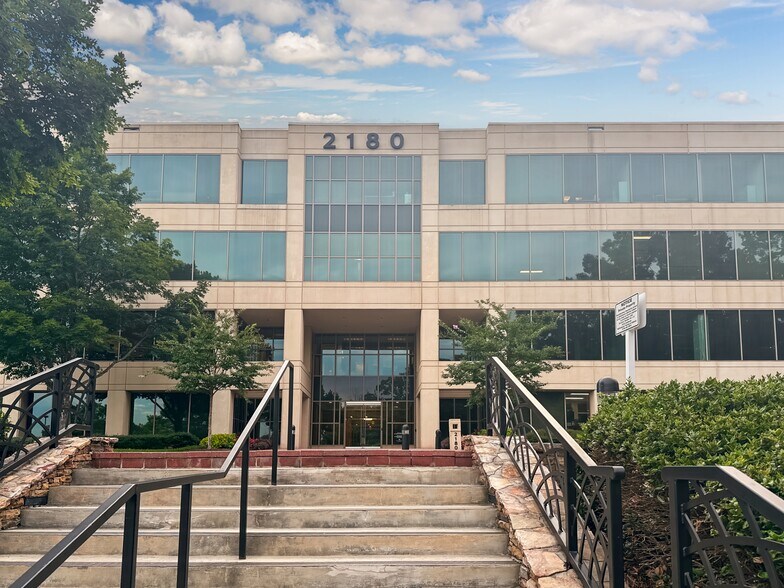 2180 Satellite Blvd, Duluth, GA à louer - Photo principale – Image 3 sur 20