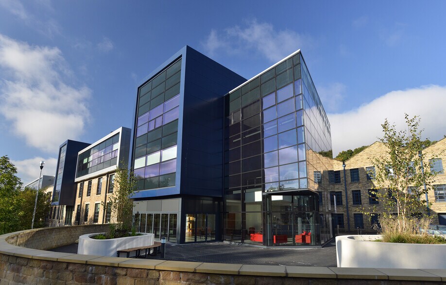 Firth St, Huddersfield à louer - Photo de l’immeuble – Image 2 sur 9