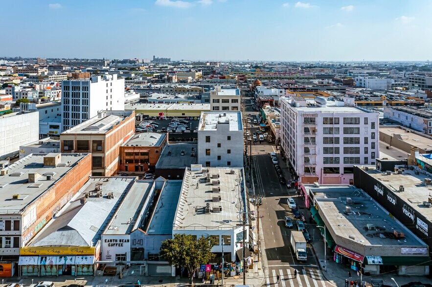 1048-1050 S Los Angeles St, Los Angeles, CA à vendre - Photo de l’immeuble – Image 2 sur 13