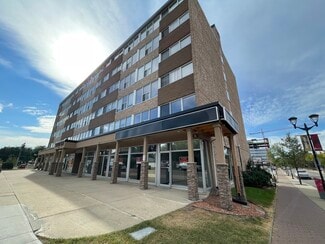 Plus de détails pour 4820 47 Ave, Red Deer, AB - Bureau à louer