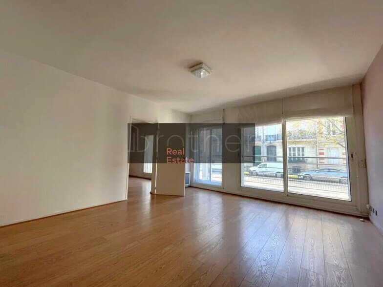 Bureau dans Bordeaux à louer - Photo intérieure – Image 1 sur 6