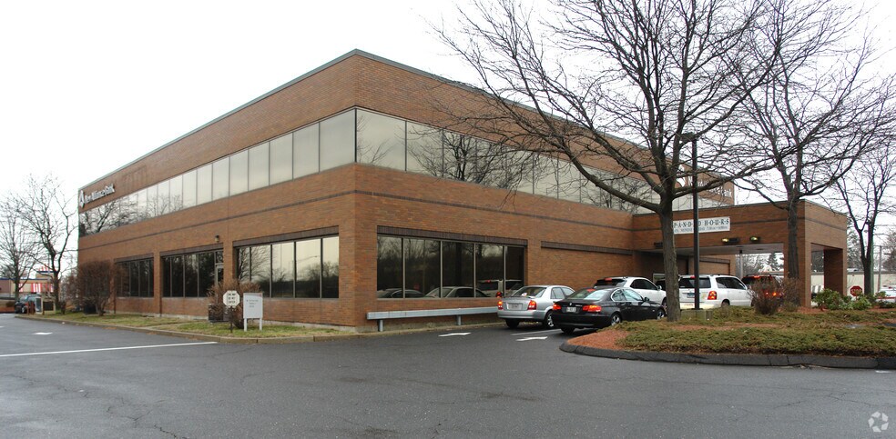 348 Hartford Tpke, Vernon, CT à louer - Photo de l’immeuble – Image 2 sur 3