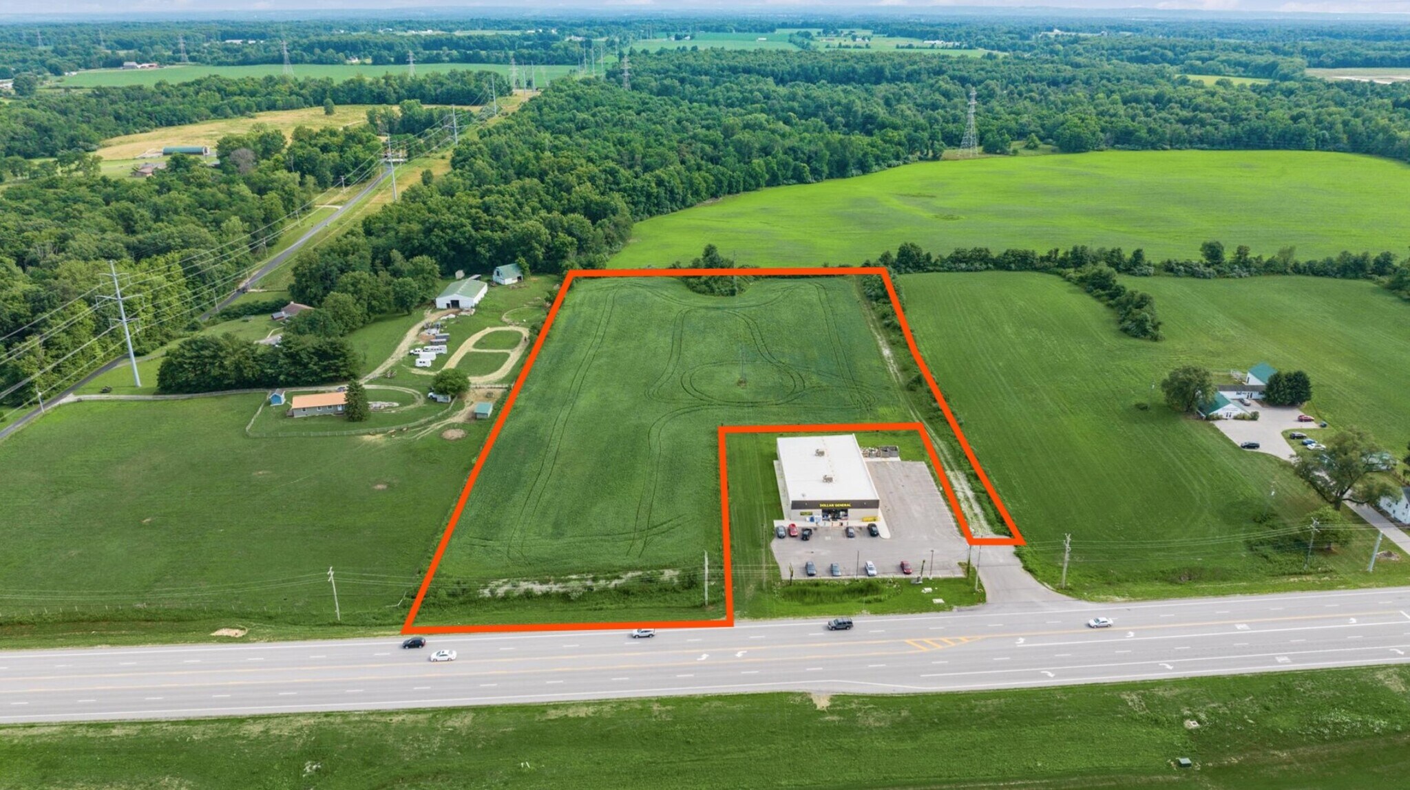 9033 National Rd, Etna, OH à vendre Photo principale– Image 1 sur 14
