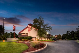 Plus de détails pour 9520 Valparaiso Ct, Indianapolis, IN - Hôtellerie à vendre