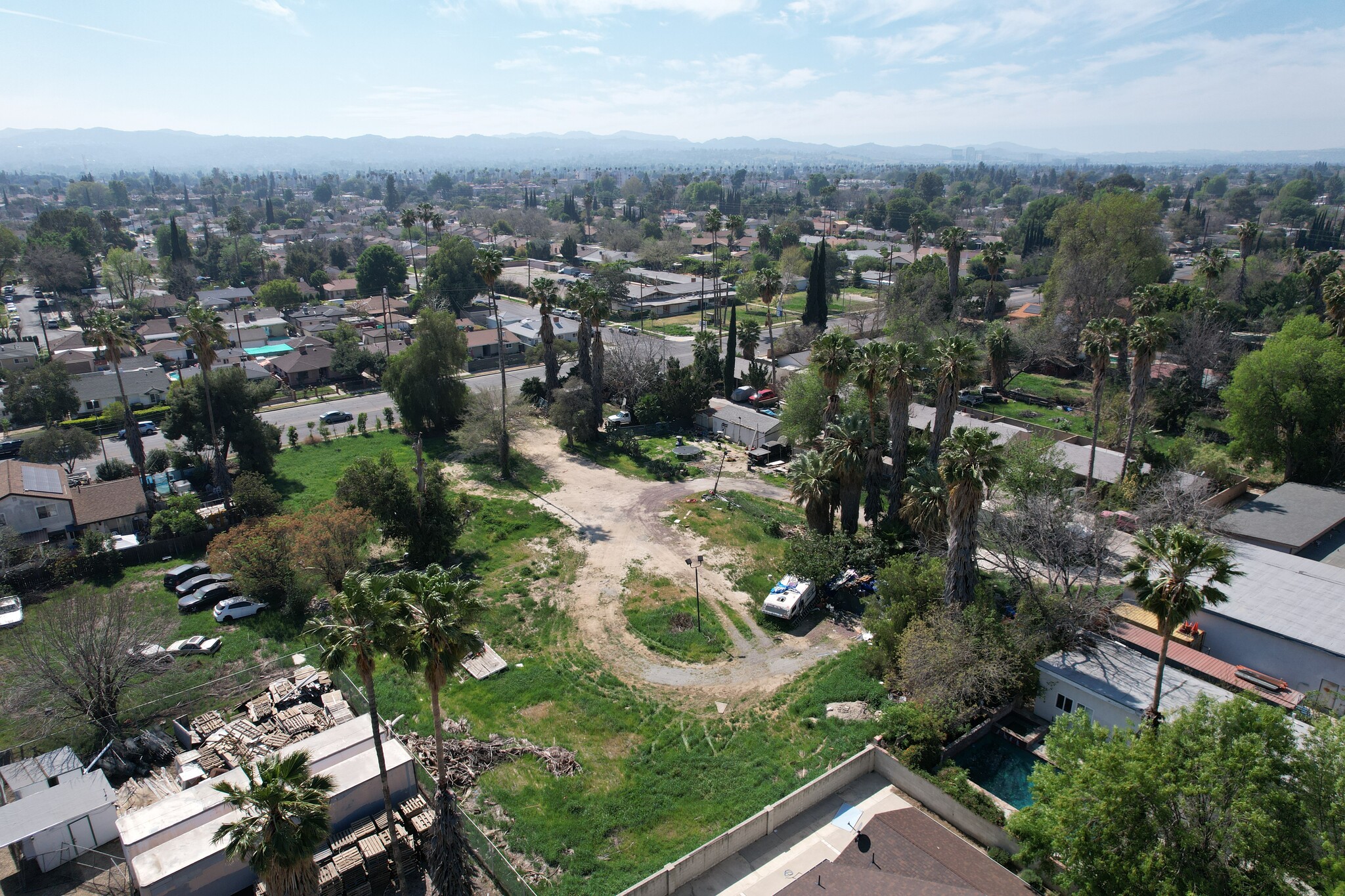 18937 Saticoy, Reseda, CA à louer Photo principale– Image 1 sur 9