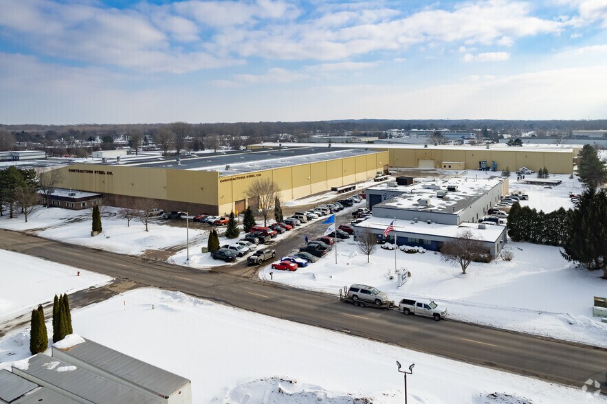 2768 Dormax St SW, Wyoming, MI à vendre - Photo de l’immeuble – Image 2 sur 18