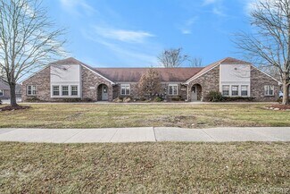 Plus de détails pour 21999 Farmington Rd, Farmington Hills, MI - Bureau à vendre