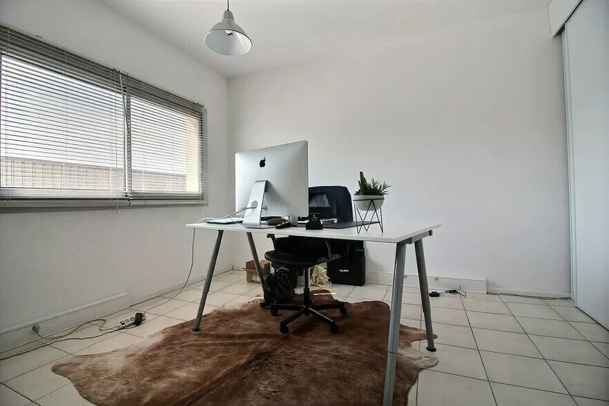 7 Rue Gaston De Flotte, Marseille à vendre - Photo de l’immeuble – Image 2 sur 7