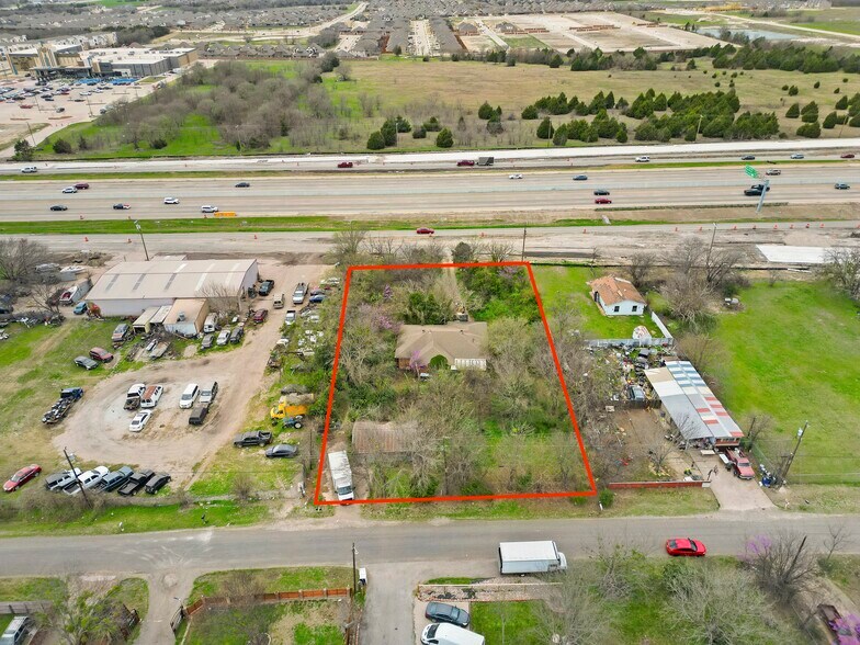 410 Ellis Ave, Red Oak, TX à louer - Photo principale – Image 1 sur 5
