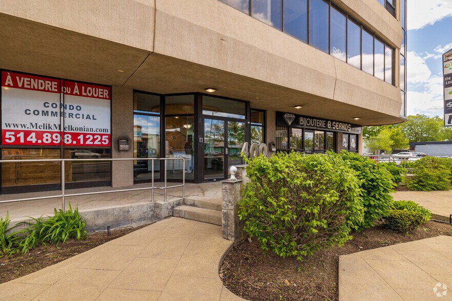 400 Boul Curé-Labelle, Laval, QC à vendre - Photo de l’immeuble – Image 3 sur 7