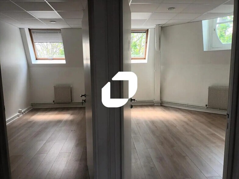 Bureau dans Lille à louer - Photo de l’immeuble – Image 2 sur 7