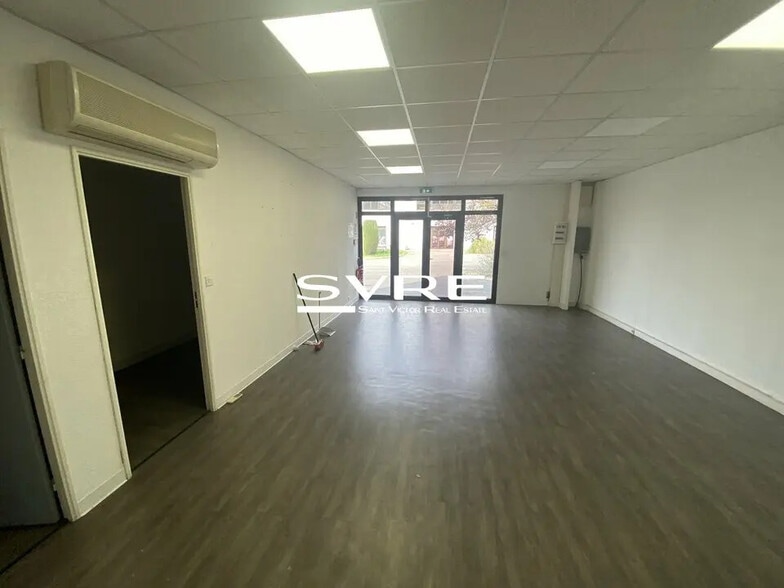 Bureau dans Gémenos à louer - Photo intérieure – Image 3 sur 13