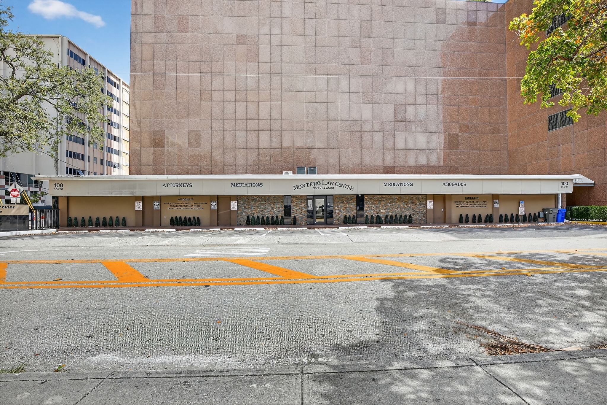 100 SE 6th St, Fort Lauderdale, FL à louer Photo de l’immeuble– Image 1 sur 35