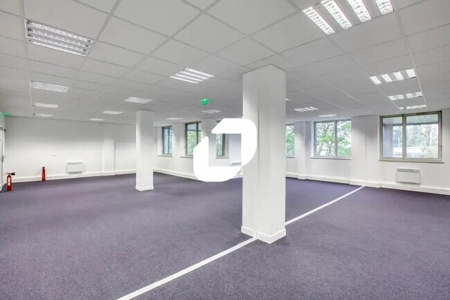 Plus de détails pour Bureau à vendre