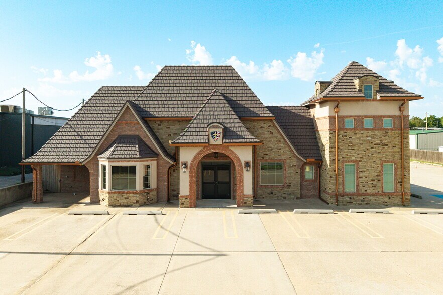 450 E Main St, Yukon, OK à vendre - Photo de l’immeuble – Image 2 sur 124