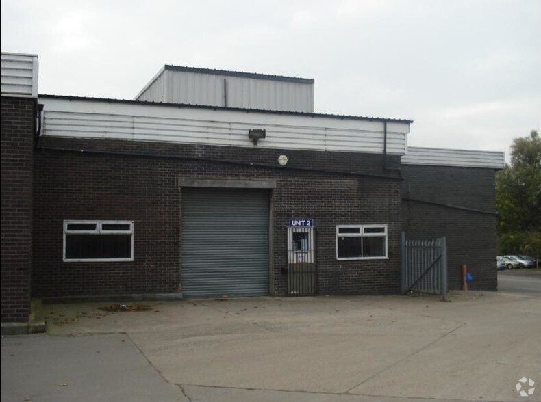 High St, Tarvin à louer - Photo de l’immeuble – Image 3 sur 8
