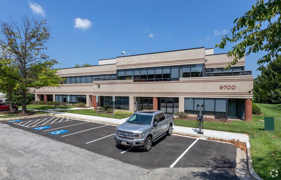 9700 Patuxent Woods Dr, Columbia, MD à louer - Photo de l’immeuble – Image 2 sur 7