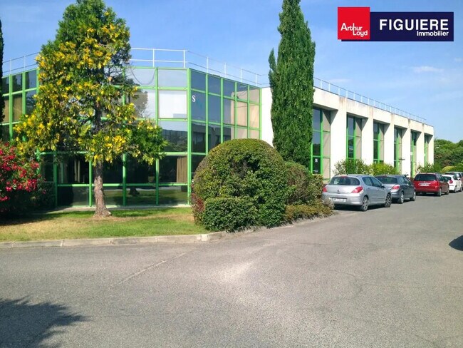 Plus de détails pour 645 Rue Mayor De Montricher, Aix-en-Provence - Local d’activités à vendre