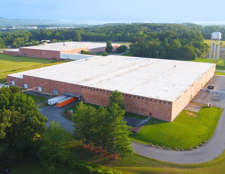 121 Kingsport Press Rd, Church Hill, TN à louer - Photo principale – Image 1 sur 7