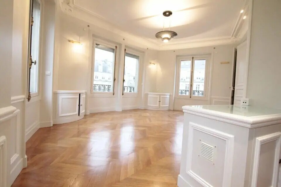 Bureau dans Paris à louer Photo de l’immeuble– Image 1 sur 5