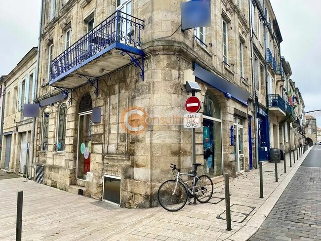 Plus de détails pour Local commercial à louer