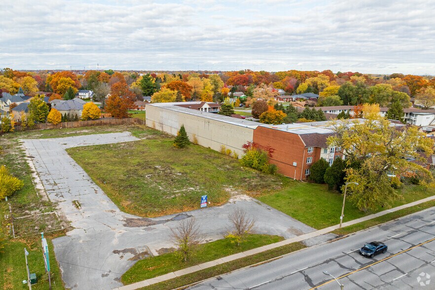 7797 Lundy's Ln, Niagara Falls, ON à vendre - Photo principale – Image 1 sur 3