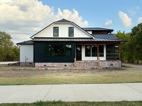 301 Hubbard Dr, Heath, TX à louer Photo de l’immeuble– Image 1 sur 5