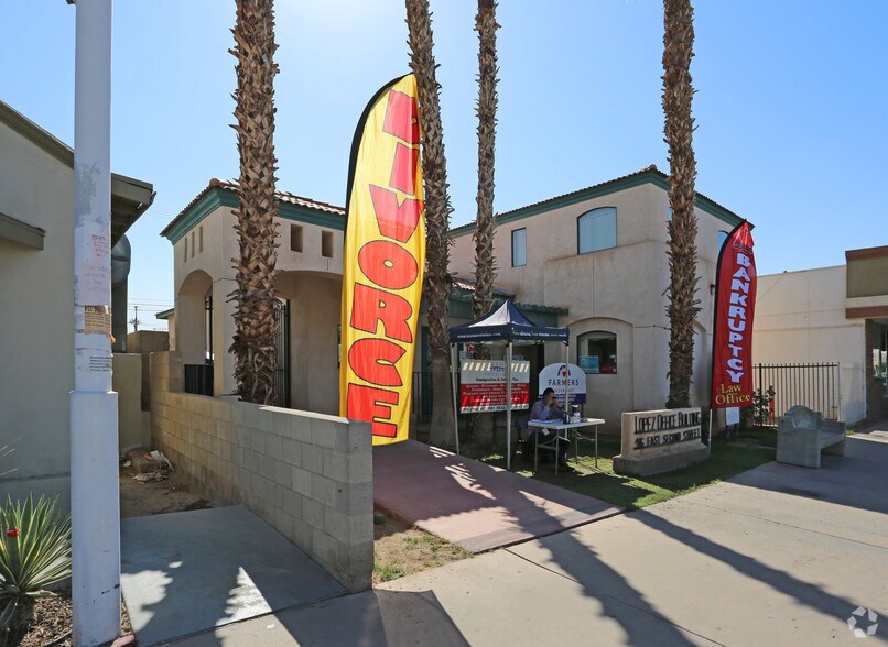416 E 2nd St, Calexico, CA à vendre - Photo principale – Image 1 sur 38