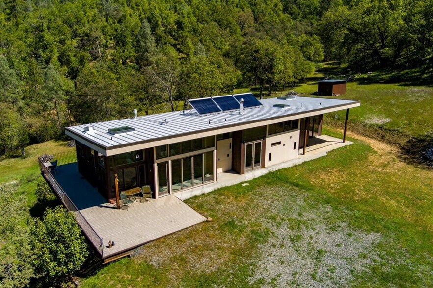6691 Reading Creek Rd, Douglas City, CA à vendre - Photo de l’immeuble – Image 3 sur 82