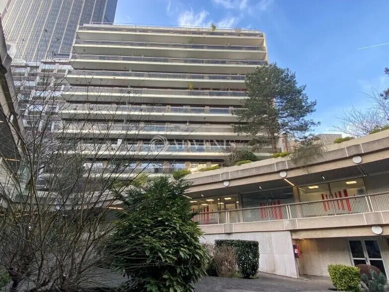 Bureau dans Paris à louer - Photo de l’immeuble – Image 2 sur 5