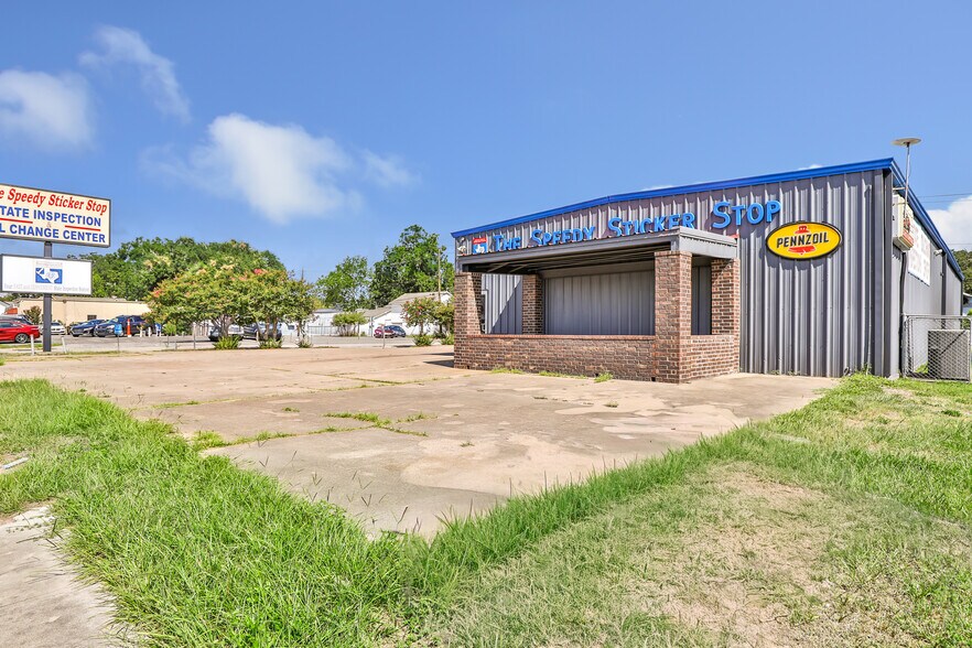 2605 Avenue H, Rosenberg, TX à vendre - Photo de l’immeuble – Image 3 sur 17