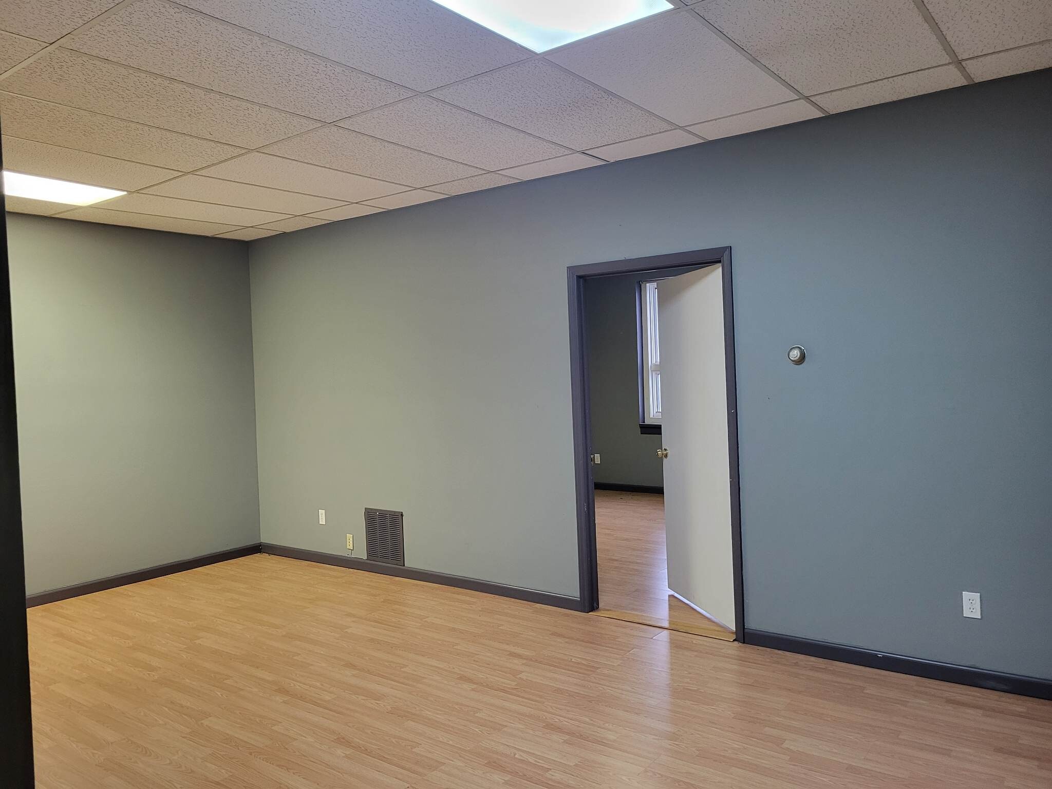 426 Lexington Rd, Versailles, KY à louer Photo intérieure– Image 1 sur 3