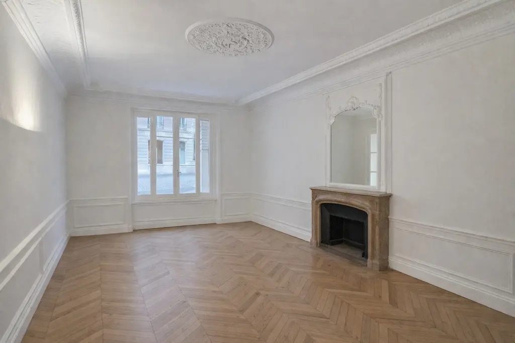 Rue De Tocqueville, Paris à louer Photo intérieure– Image 1 sur 8