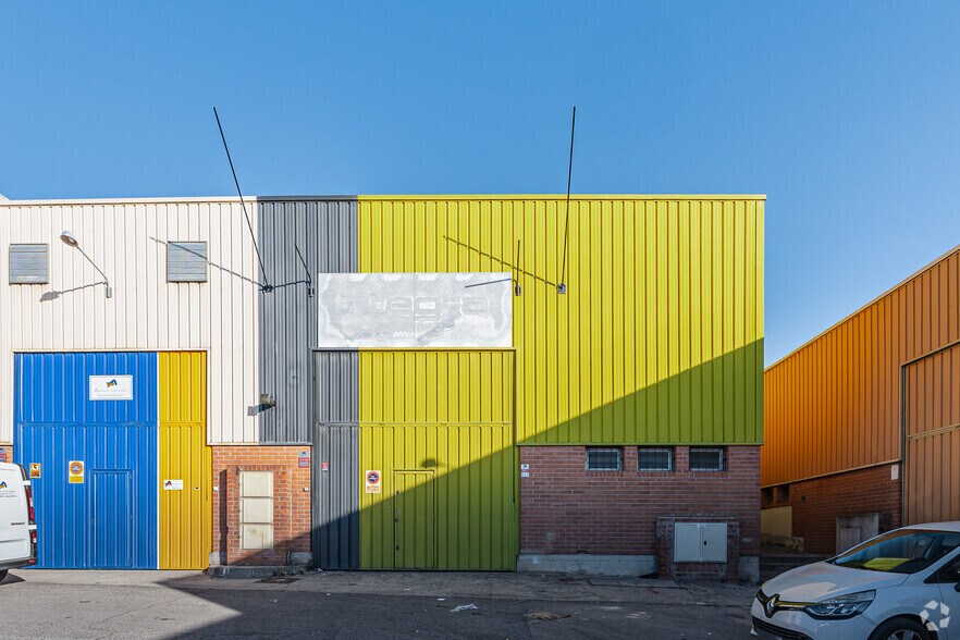 Calle Herrerías, 24, Tres Cantos, Madrid à louer - Photo de l’immeuble – Image 2 sur 3