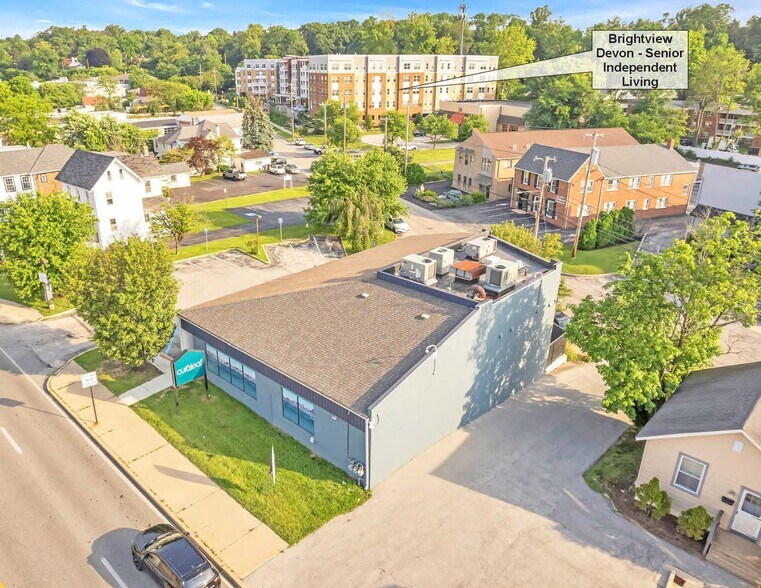 707 W Lancaster Ave, Wayne, PA à vendre - Photo de l’immeuble – Image 2 sur 8