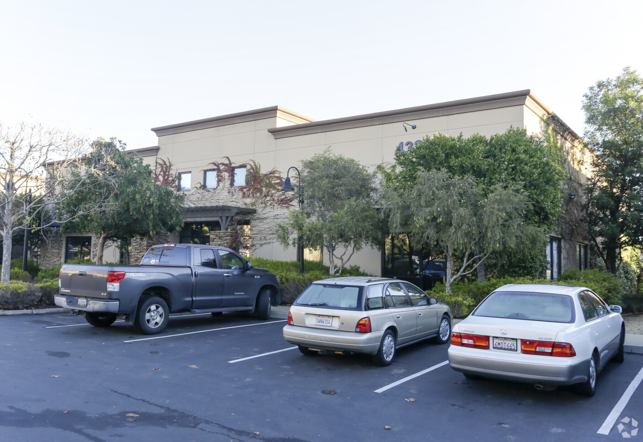 4320 Redwood Hwy, San Rafael, CA à vendre Photo principale– Image 1 sur 25