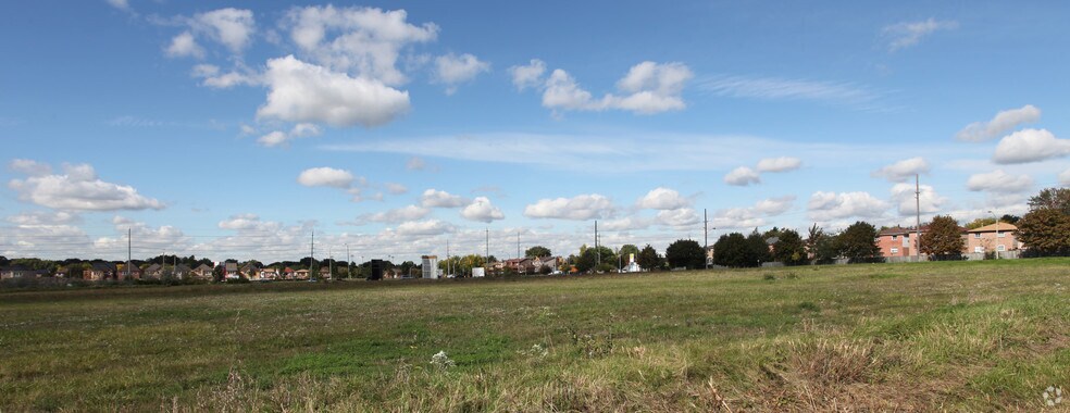 30 Pugsley Crt, Ajax, ON à vendre - Photo de l’immeuble – Image 2 sur 4