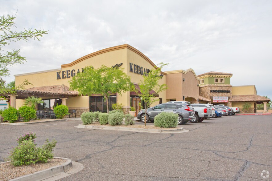 1025-1095 W Queen Creek Rd, Chandler, AZ à louer - Photo principale – Image 1 sur 8