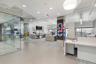 180 N LaSalle St, Chicago, IL à louer Photo intérieure– Image 2 sur 12