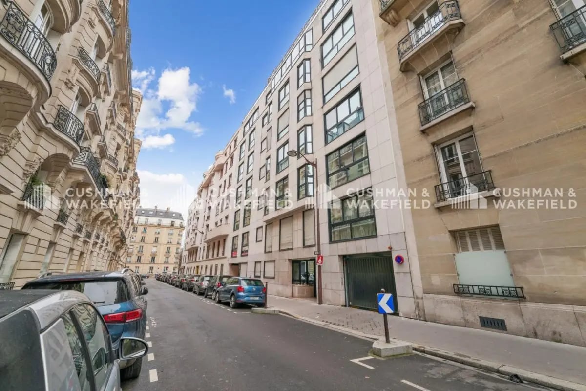 14-18 Rue Chartran, Neuilly-sur-Seine à louer Photo principale– Image 1 sur 5