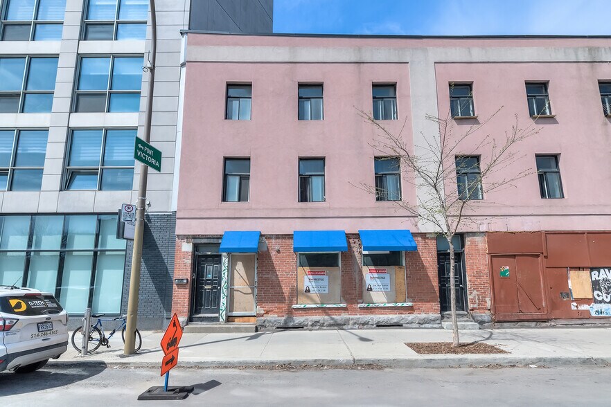 681-697 Rue De La Commune O, Montréal, QC à louer - Photo de l’immeuble – Image 2 sur 4