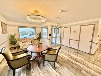 Plus de détails pour 145 Broadlawn Dr, Elizabeth, PA - Santé à vendre