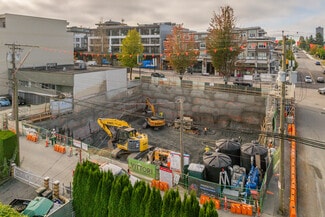 Plus de détails pour 4711 Hastings St, Burnaby, BC - Local commercial à louer