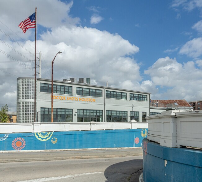 121 St Emanuel St, Houston, TX à vendre - Photo de l’immeuble – Image 2 sur 55