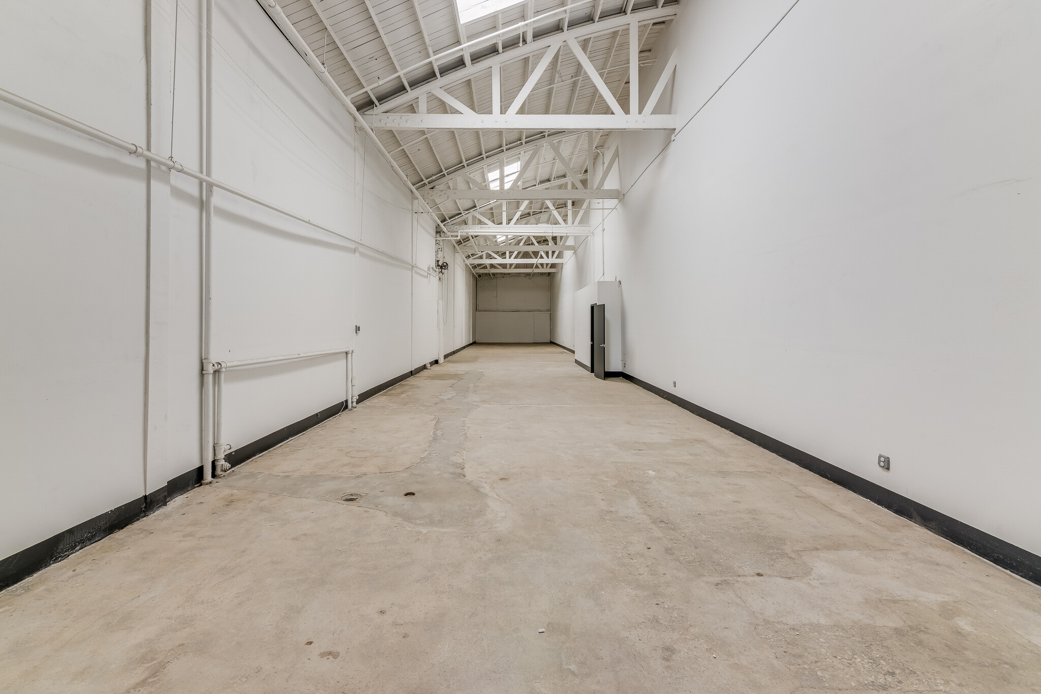 2023-2043 S Santa Fe Ave, Los Angeles, CA à louer Photo intérieure– Image 1 sur 6