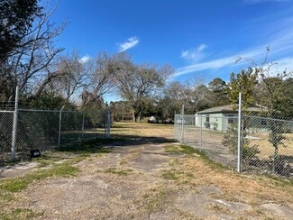 Plus de détails pour 1300 Martin Luther King Blvd,, La Marque, TX - Industriel/Logistique à vendre
