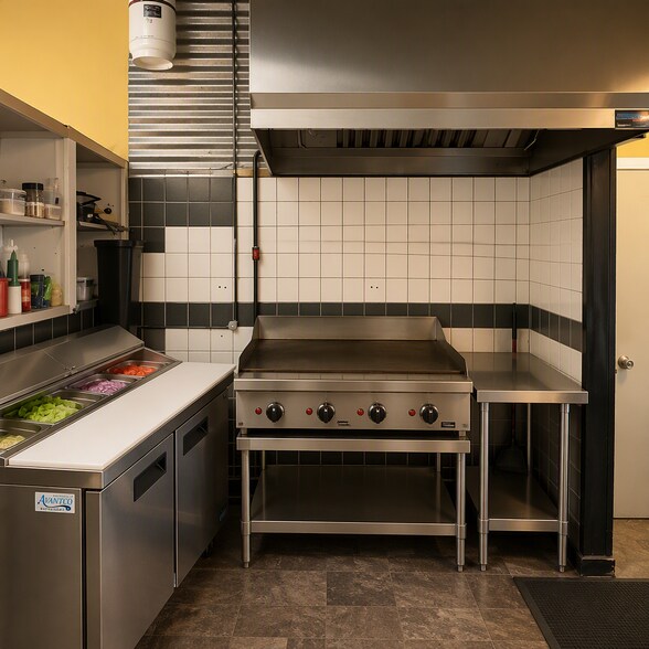 100 E Adams St, Waterman, IL à louer - Photo de l’immeuble – Image 1 sur 4
