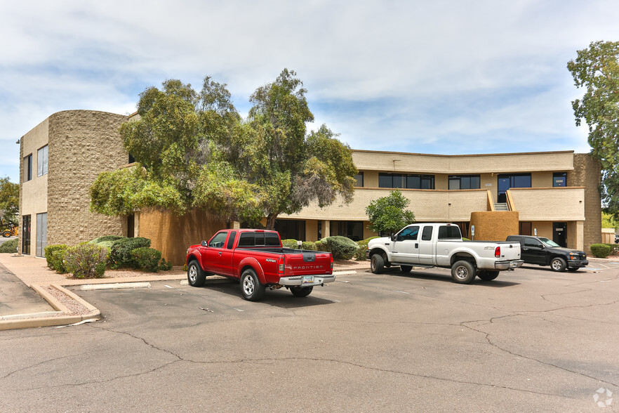 127 W Juanita Ave, Mesa, AZ à louer - Photo de l’immeuble – Image 1 sur 6